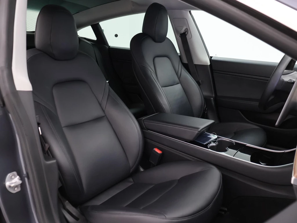 Tesla Model 3 – foto 13