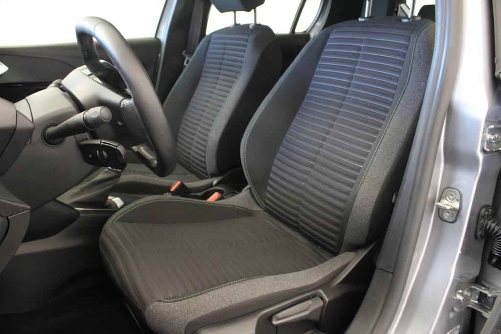 Peugeot 208 – foto 10