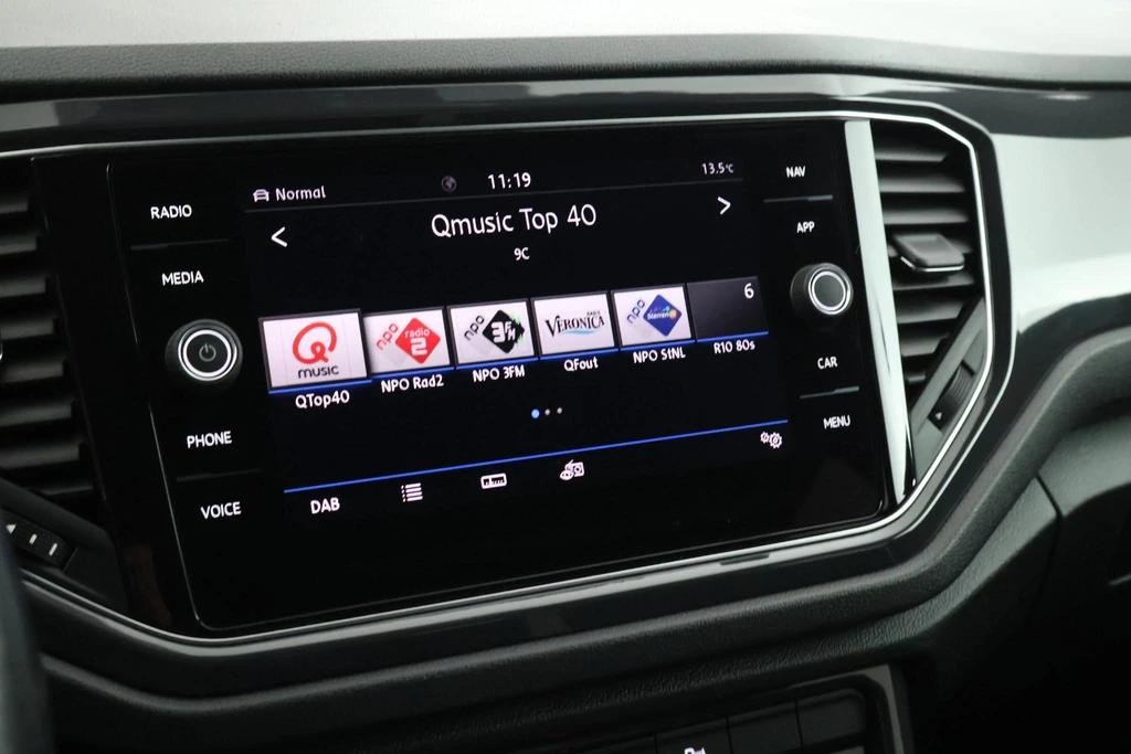 Volkswagen T-Roc – foto 18