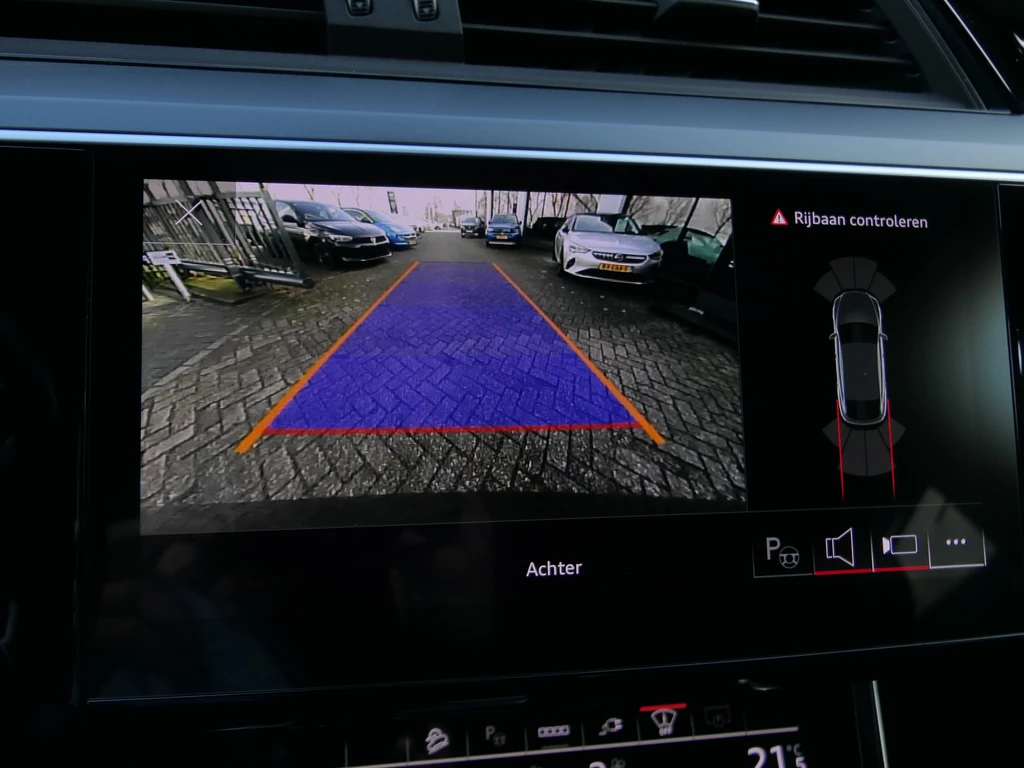 Audi e-tron – foto 30