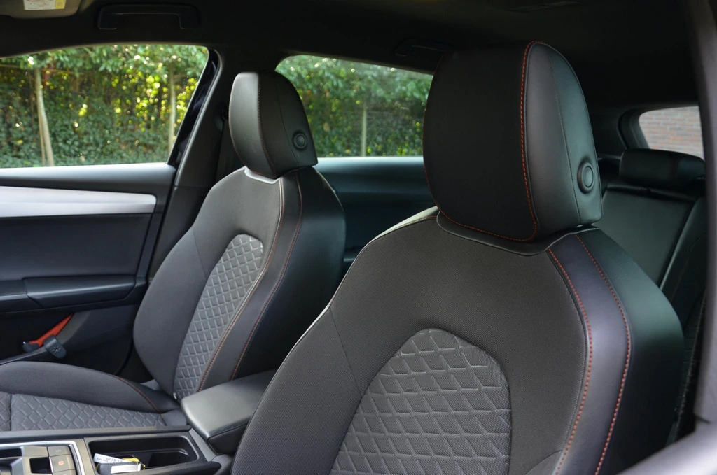 SEAT Leon – foto 19