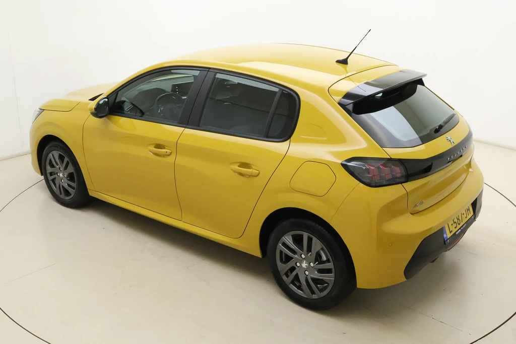 Peugeot 208 – foto 3