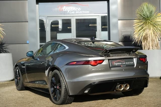 Jaguar F-Type – thumbnail 2