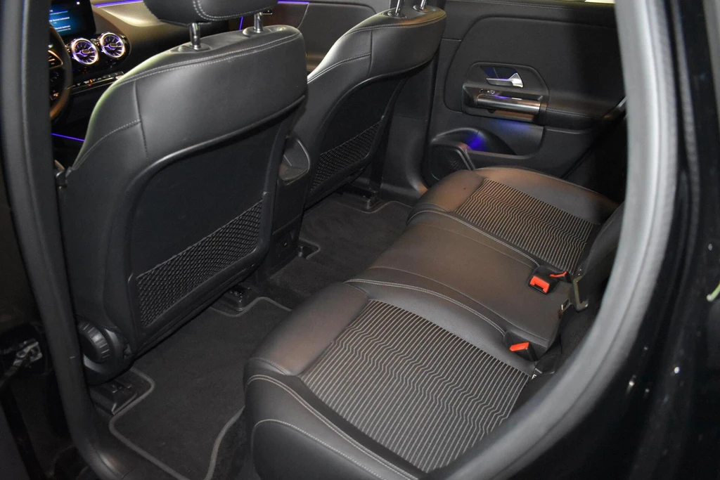 Mercedes-Benz EQA – foto 13