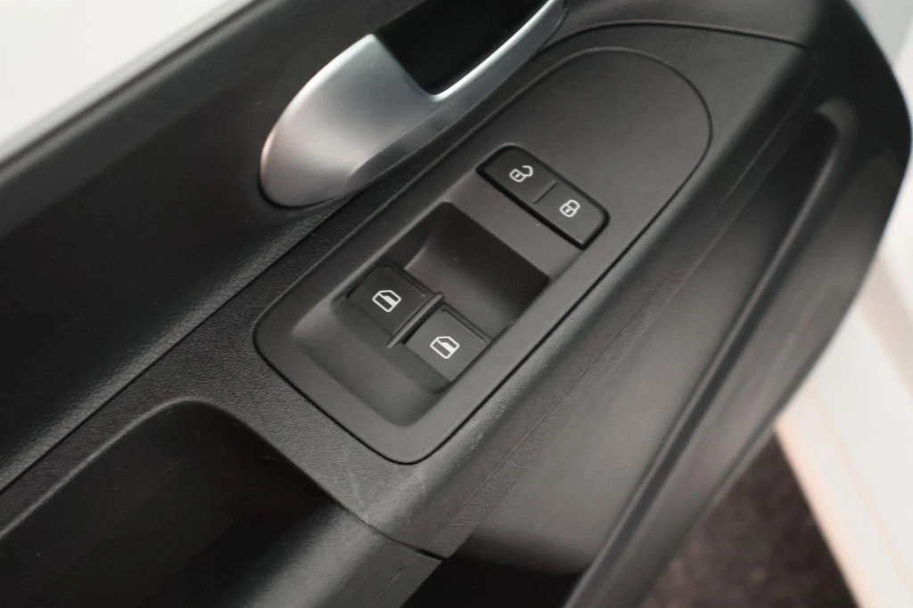 Volkswagen up! – foto 14