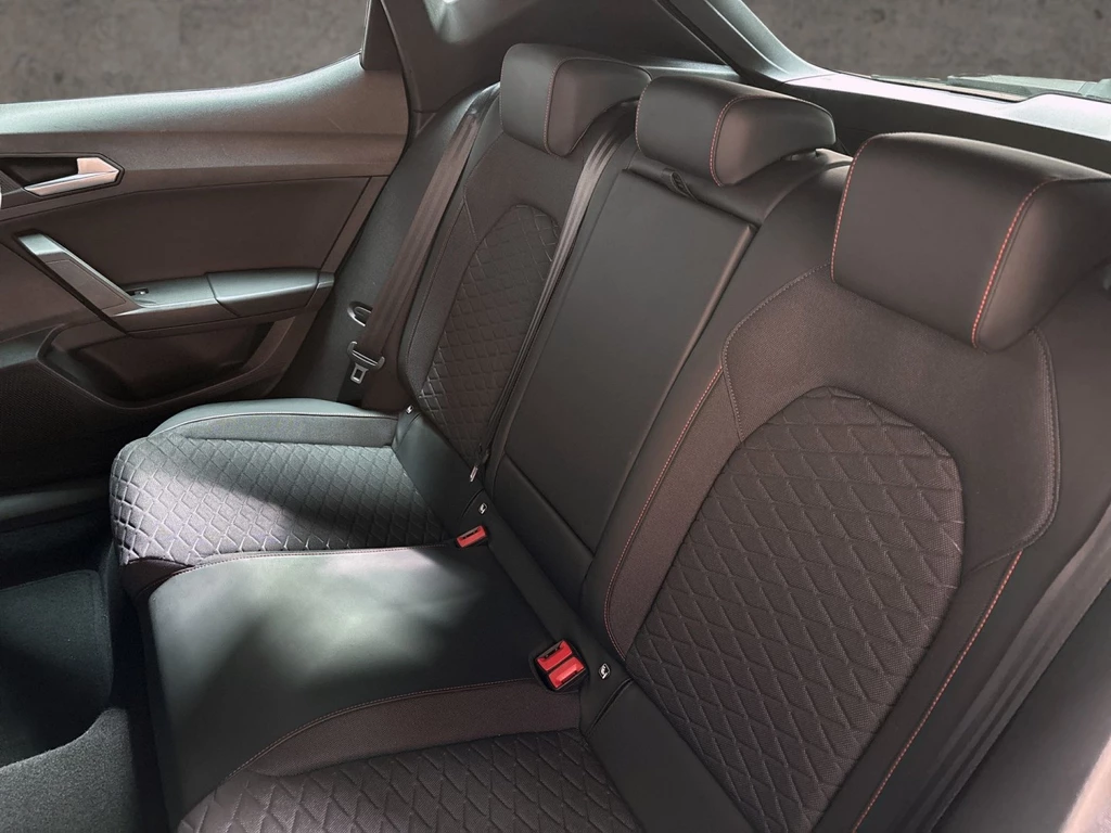 SEAT Leon – foto 12