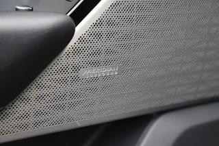 Land Rover Range Rover Velar – thumbnail 13