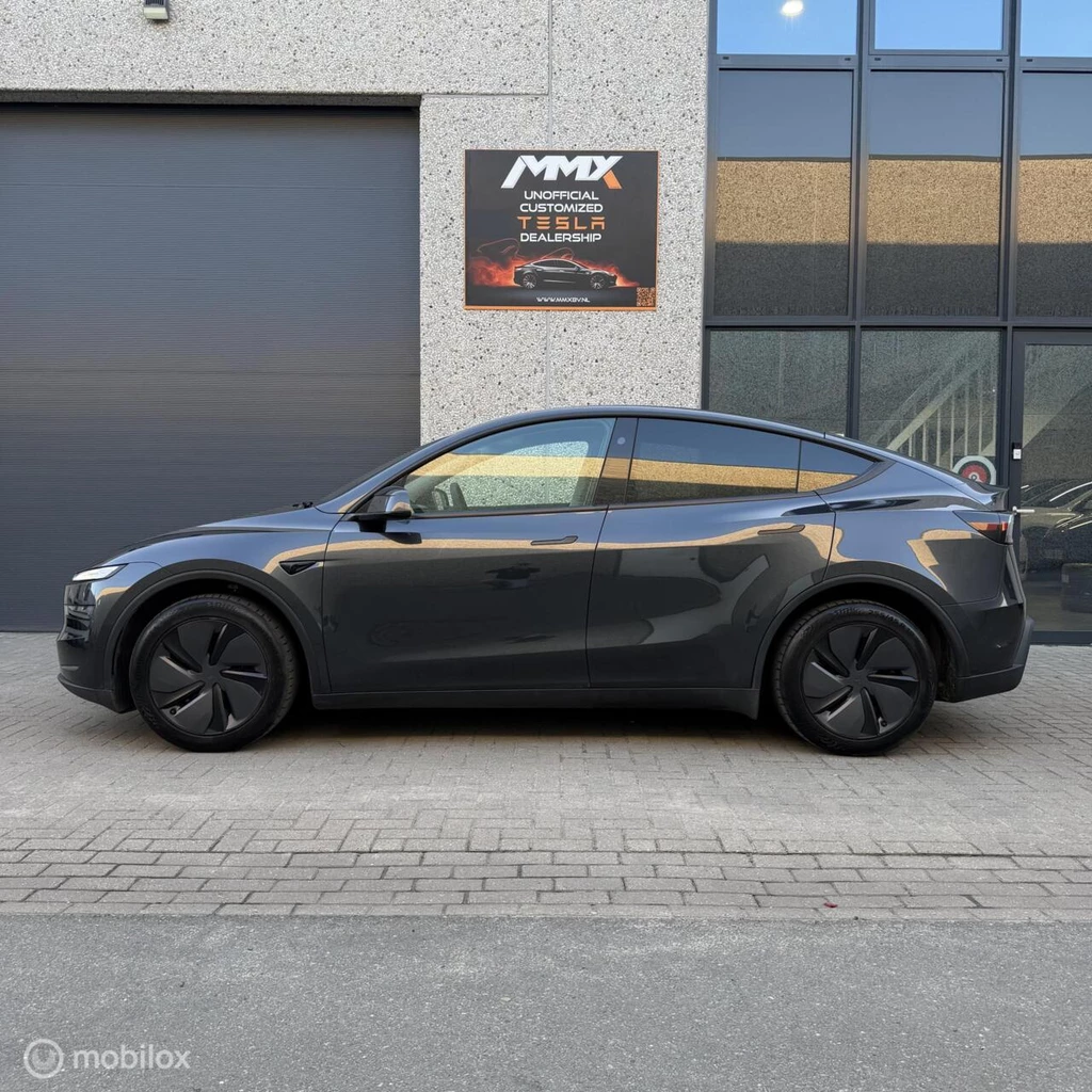 Tesla Model Y – foto 2