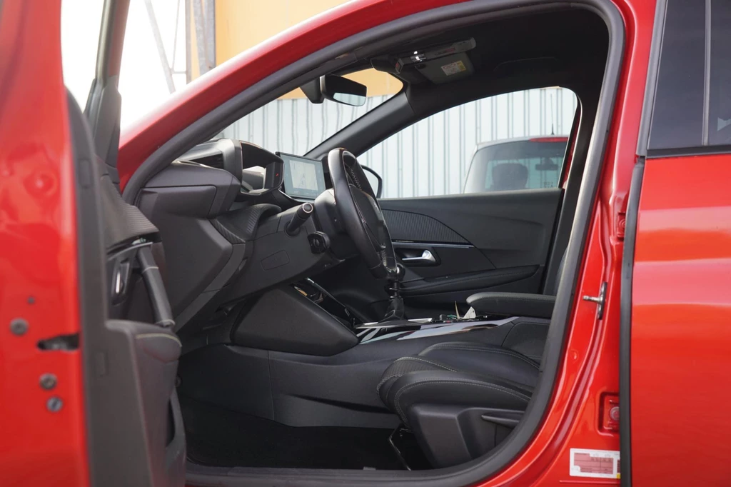 Peugeot 208 – foto 20