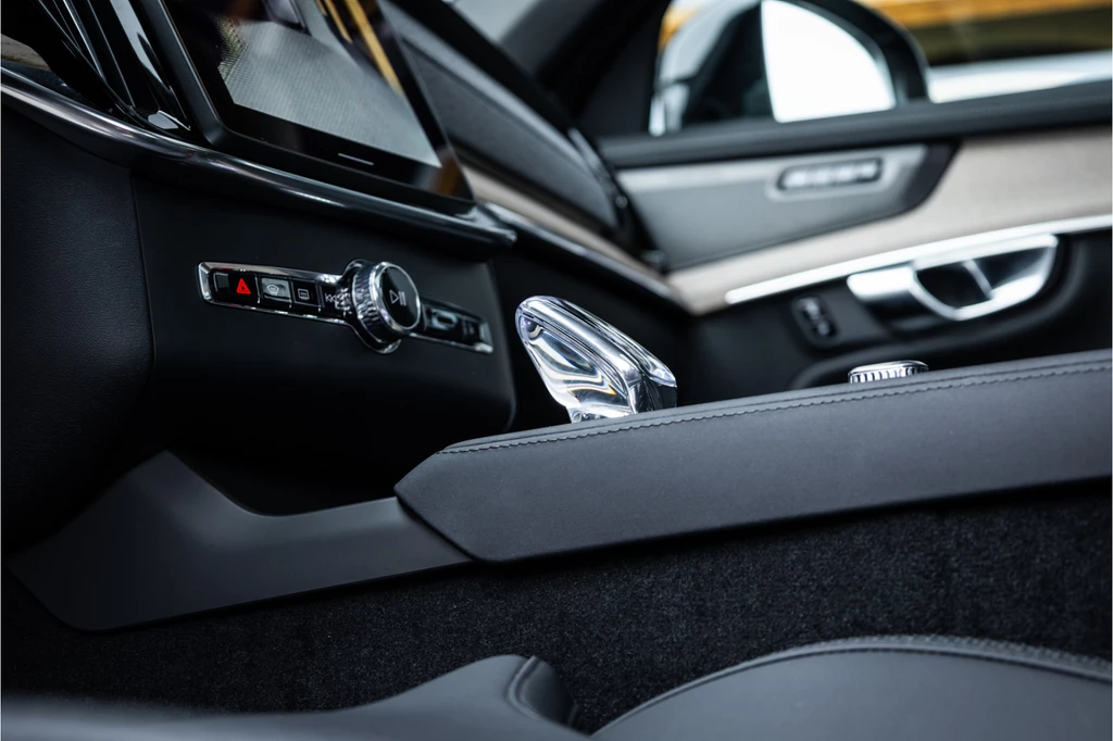 Volvo XC90 – foto 26
