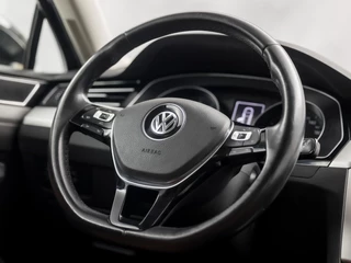 Volkswagen Passat – thumbnail 17