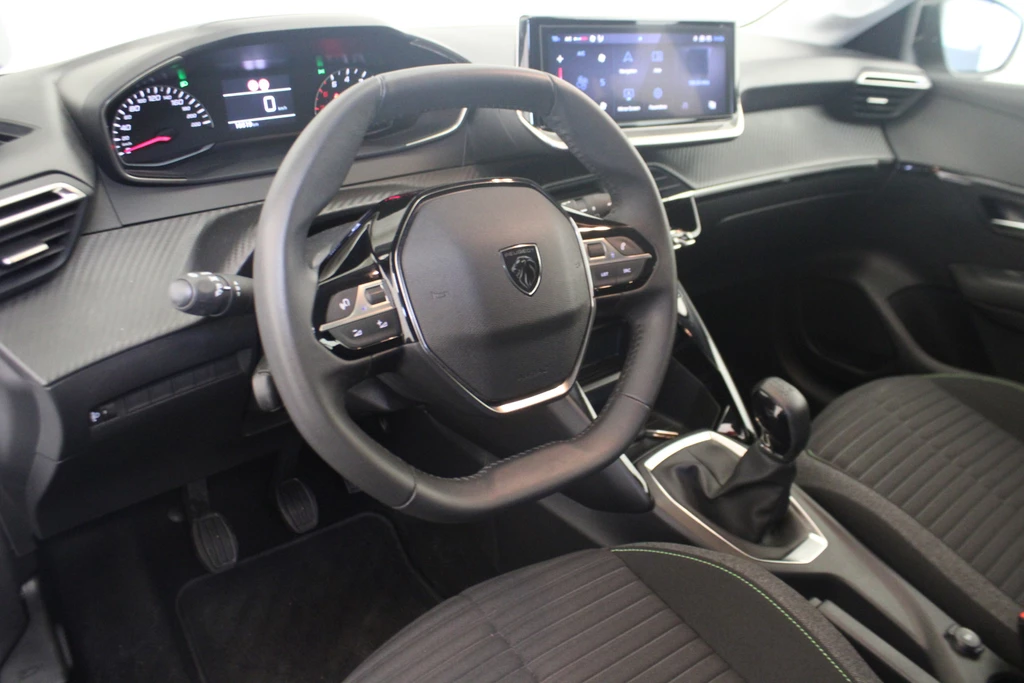 Peugeot 208 – foto 13