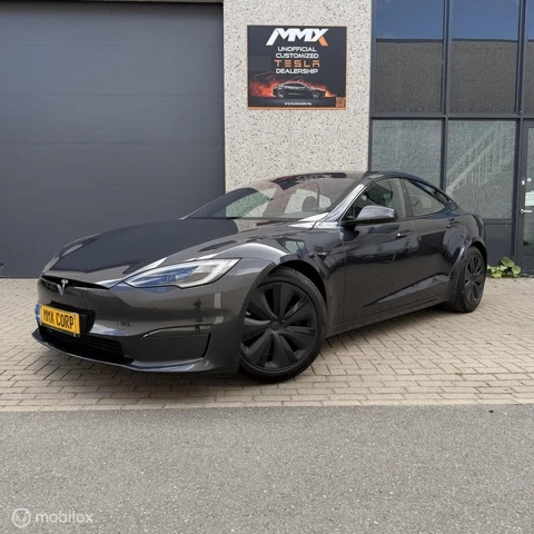 Tesla Model S Long Range + HW4 + EAP
