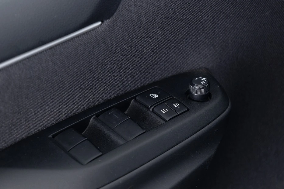 Toyota Yaris – foto 12