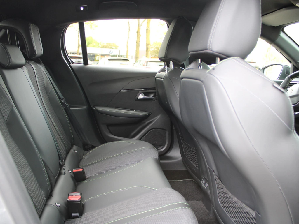 Peugeot e-208 – foto 10