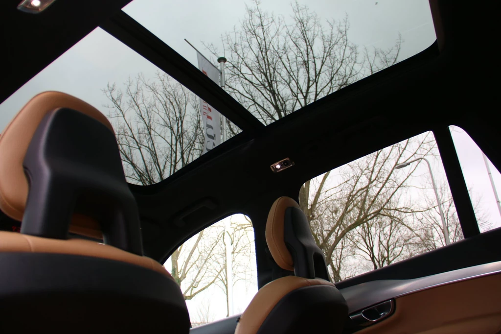 Volvo XC90 – foto 11