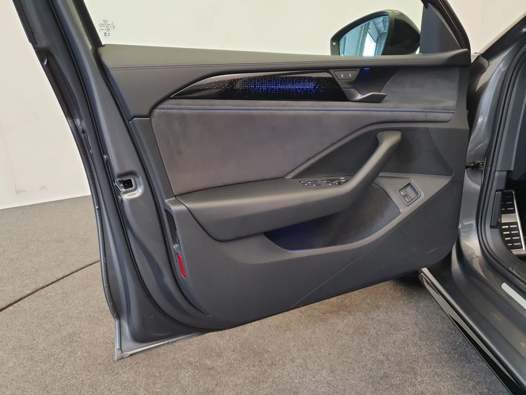 Volkswagen Passat – foto 24