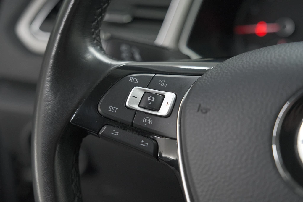 Volkswagen T-Roc – foto 15