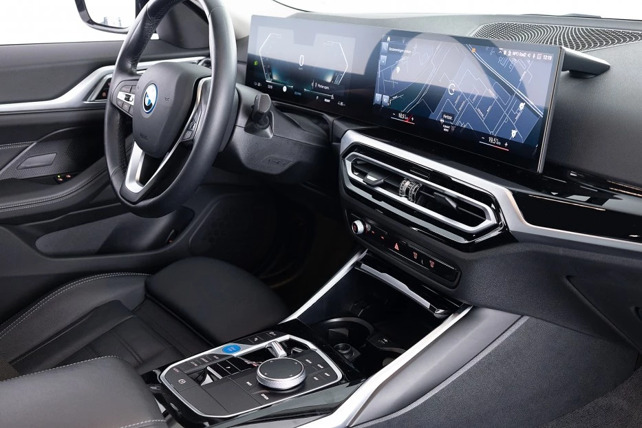 BMW i4 – foto 8
