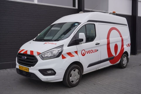 Ford Transit Custom 2.0 TDCI 130 PK L2H2 EURO 6 - Airco - Cruise - Camera - € 13.950,- Excl.