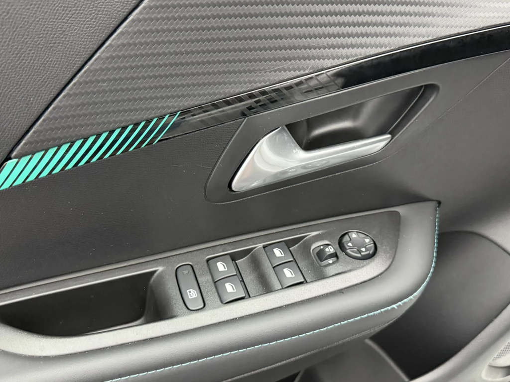 Peugeot 208 – foto 28