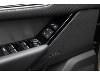 Land Rover Range Rover Velar – thumbnail 13