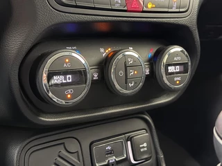 Jeep Renegade – thumbnail 16
