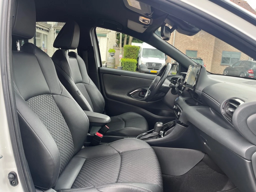 Toyota Yaris – foto 7