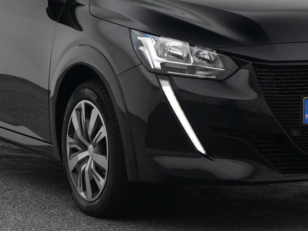 Peugeot e-208 – foto 28