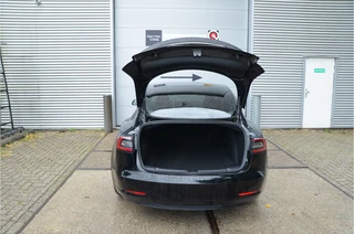 Tesla Model 3 – thumbnail 34