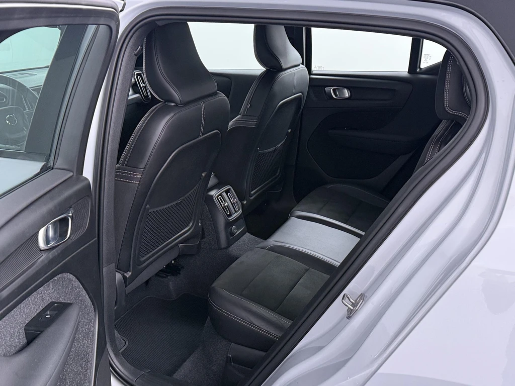 Volvo XC40 – foto 11
