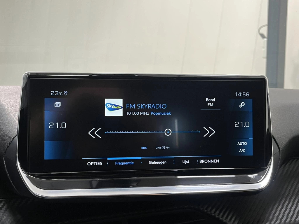 Peugeot 208 – foto 34