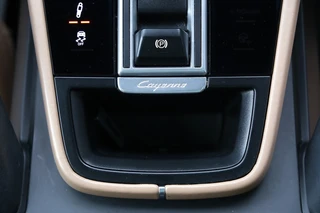 Porsche Cayenne – thumbnail 28