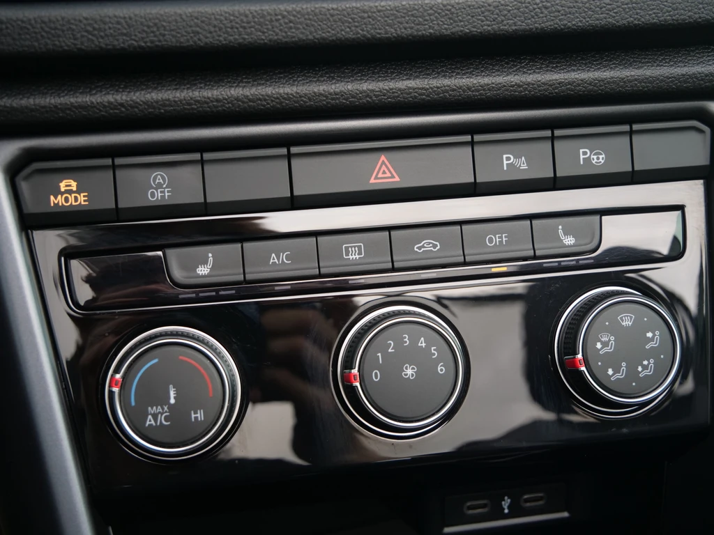 Volkswagen T-Roc – foto 21