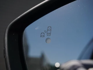Peugeot 2008 – thumbnail 8