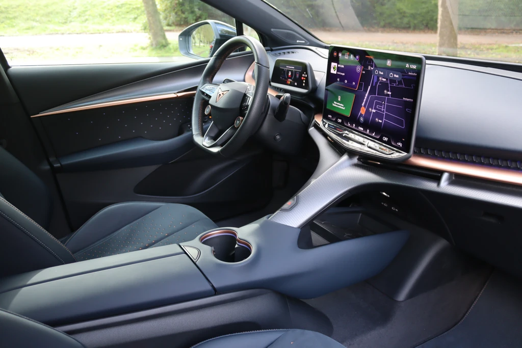 CUPRA Tavascan – foto 11