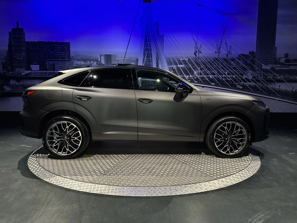 Audi Q3 – foto 12