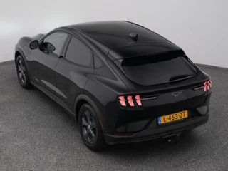 Ford Mustang Mach-E – thumbnail 6