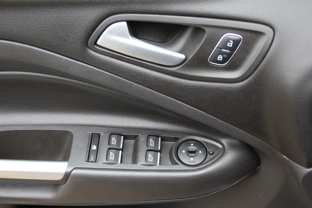 Ford Kuga – foto 29