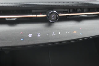 Nissan ARIYA – thumbnail 30