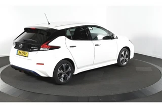 Nissan Leaf – thumbnail 2