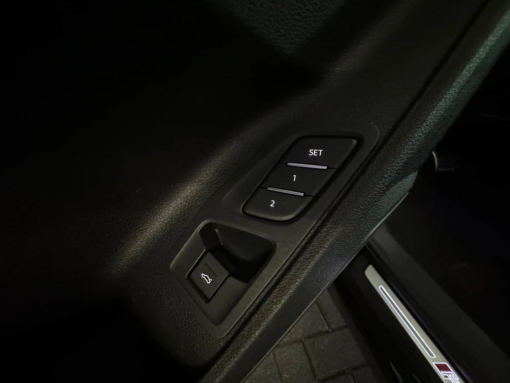 Audi RSQ3 – foto 13