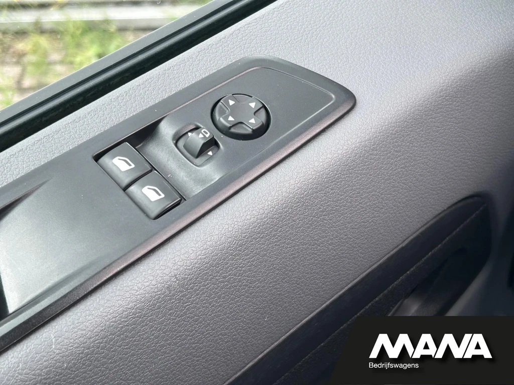 Opel Vivaro – foto 8