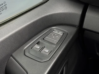 Renault Trafic – thumbnail 16