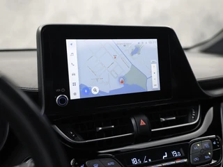 Toyota C-HR – thumbnail 10