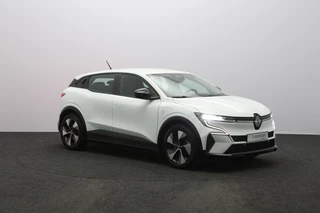 Renault Megane E-Tech – thumbnail 8
