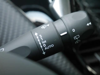 Peugeot 208 – thumbnail 18