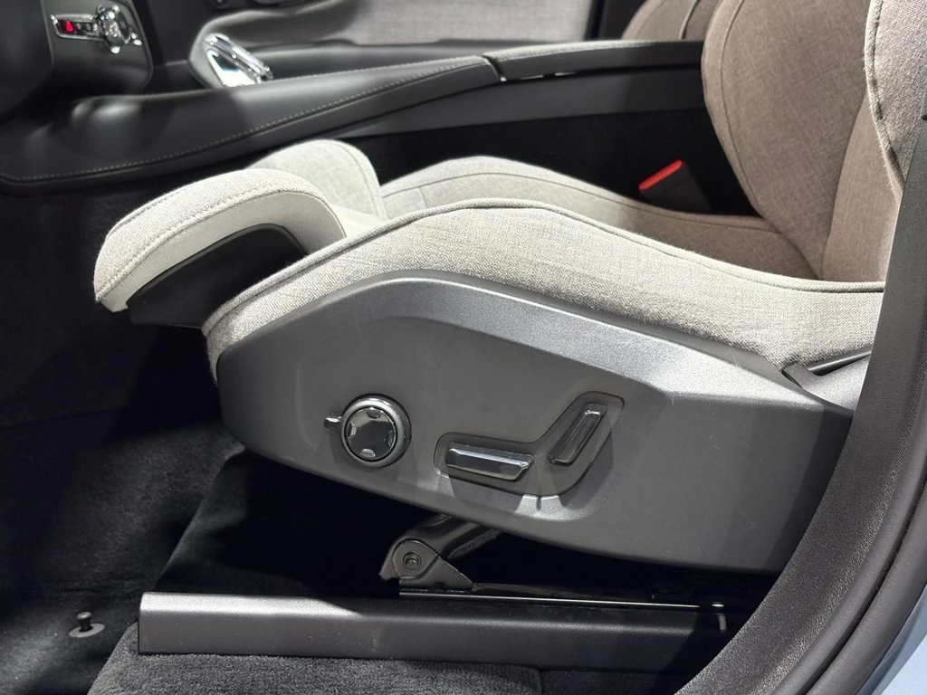 Volvo XC90 – foto 23