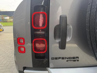 Land Rover Defender – thumbnail 12