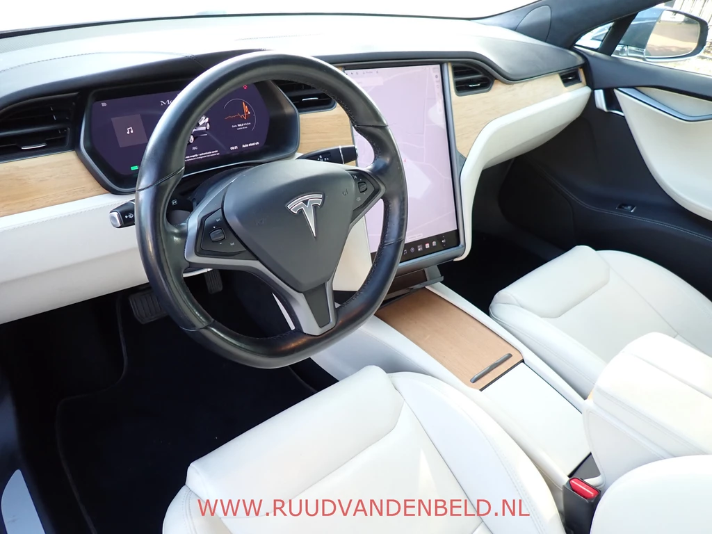 Tesla Model S – foto 11